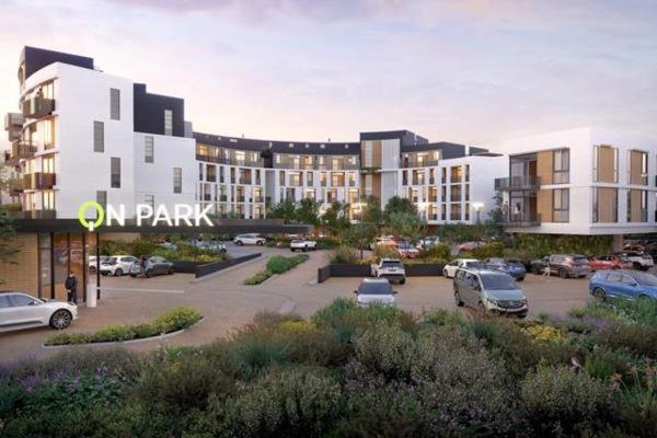 Luxury One Bed & Bath-on Park