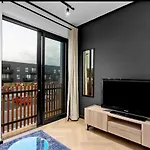 Luxury One Bed & Bath-Nine Palms